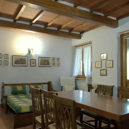 Cantagallina Sleeps 4 Pool Wifi T763090 Apartamento